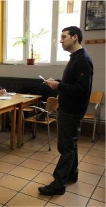 Ganix Gesalaga: "Sarri, gehiago ikasten da berdinen artean; hizkuntza berdina erabiltzeaz gain, zailtasun, kezka eta helburuak ere elkarbanatzen direlako"