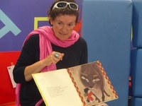 Ima Zestau: "Hizkuntzak eta munduaren ikuskerak elkarri lotuta daude"