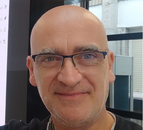 Iñigo Balerdi Urrestarazu: "Gaitasun digitalak lantzeko ikasleak teknologia digitalen erabileran hezi behar dira"