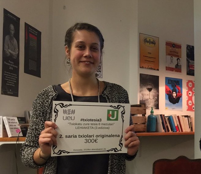 Iraia Muñoa:"Euskal komunitate zientifikoa elkarlanean aritzeko garrantzia handikoak dira IkerGazte bezelako kongresuak" Iraia Muñoa:"Euskal komunitate zientifikoa elkarlanean aritzeko garrantzia handikoak dira IkerGazte bezelako kongresuak"