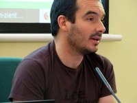 Oier Ateka “Osasun langileen formakuntza sistema aspaldi geratu zen zaharkituta”