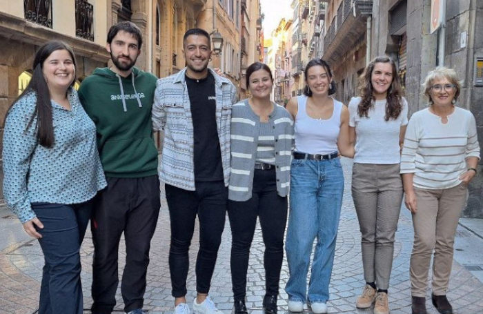 "Akademiatik plazara" ekitaldiaren bideoa ikusgai