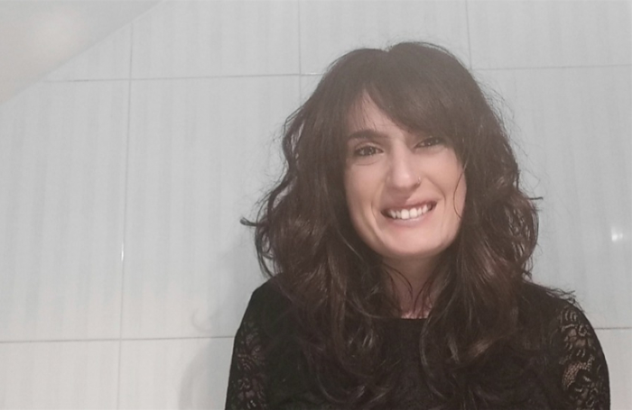 Ane Arandia Morgaetxebarria: "Sarrionandiaren obra etengabeko mugimenduan dagoen obra poetikoa da"