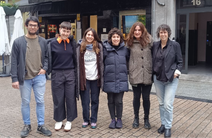 Barredromoa egin du UEUk Eibarren: zientzia eta umorea batzen dituen ekitaldia