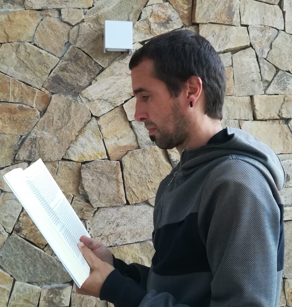 Igor Etxabe: “Historian zehar gure herrialdeak izan dituen bertute eta gabeziak aintzat hartzen badira, zehatzago finkatu daitezke euskal ekonomiak eman beharreko urratsak”