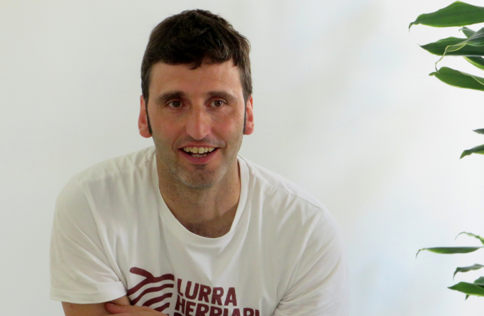 Jon Torner: "Testuak agian azkarrago idatziko ditugu, baina kazetariak hor egon beharko du derrigor"