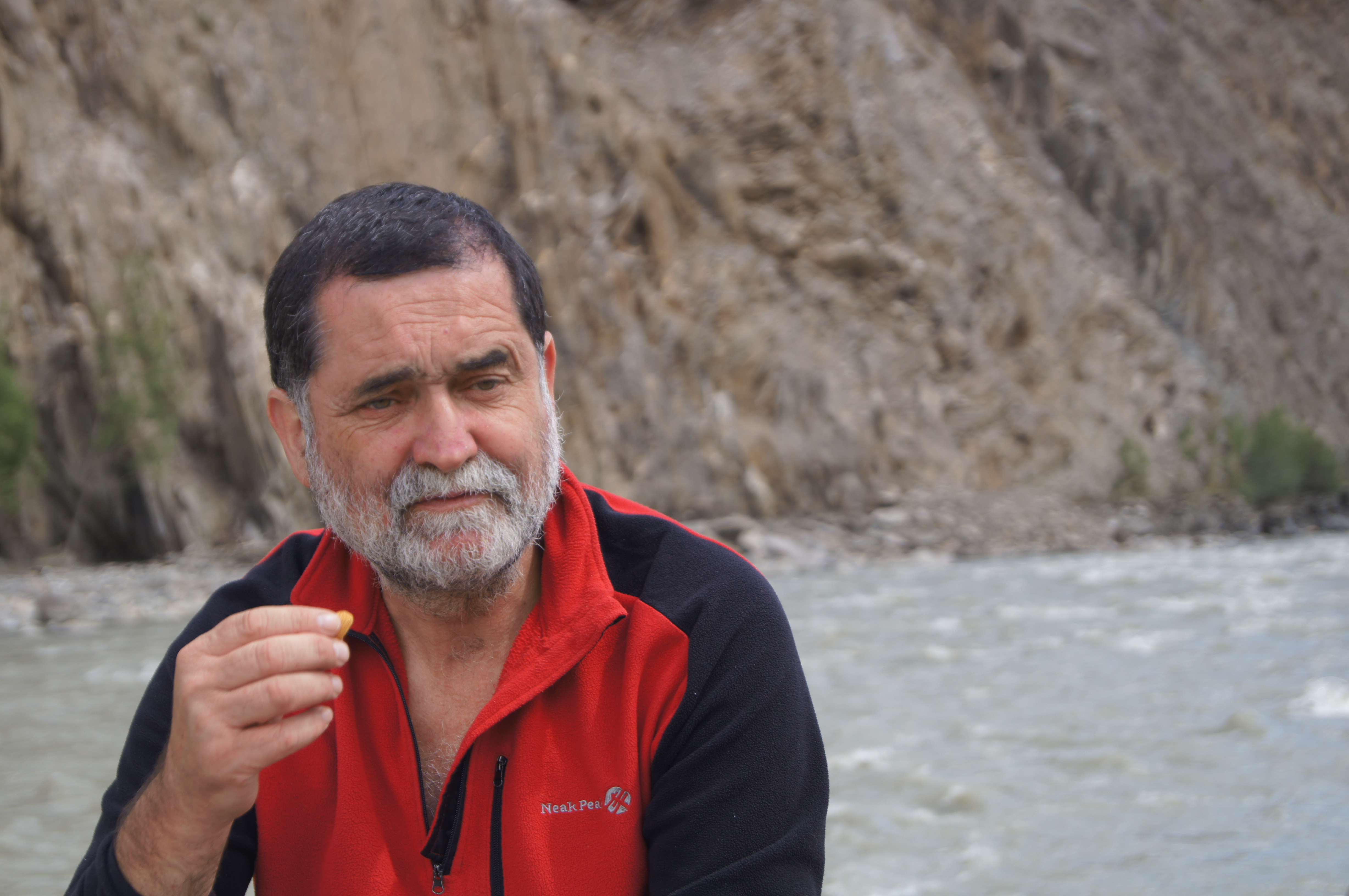 Iñaki Antigüedad  Auzmendi