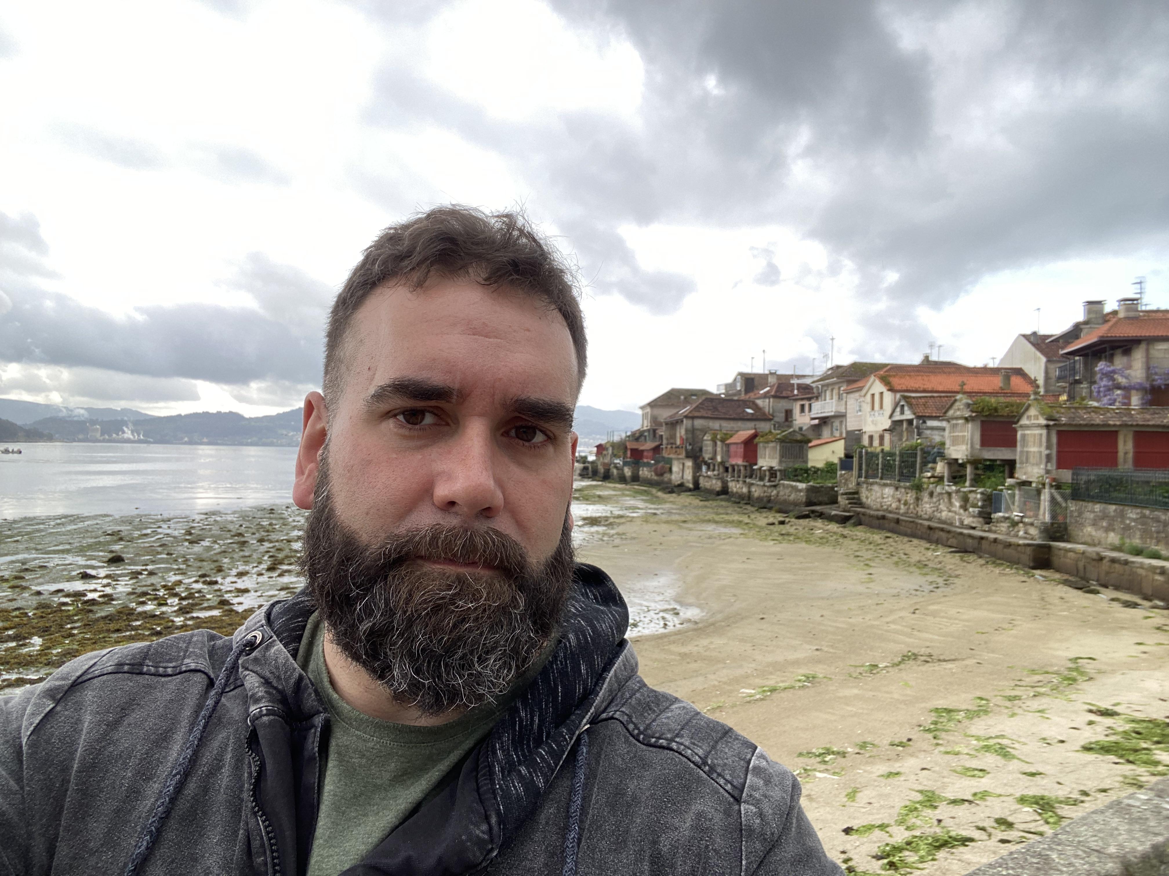 Lander Intxausti Arriolabengoa